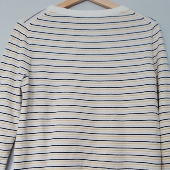 GAP 100% Cotton Fine Kit Crewneck Sweater Stripe Novelty XOXO Embroidery Sz M - Picture 11 of 16